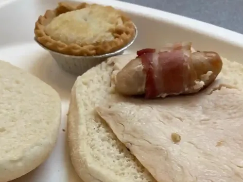 Voici le « pire repas de Noël » servi à la cantine d’une école...